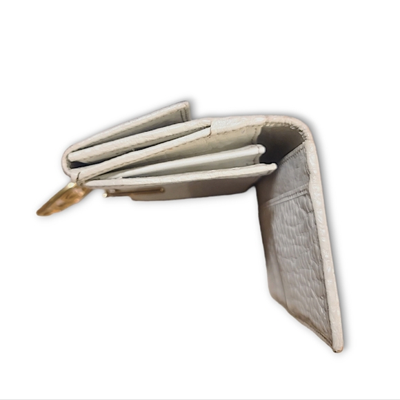 Gucci Authentic GG Canvas Bifold Long Wallet - Picture 12 of 14